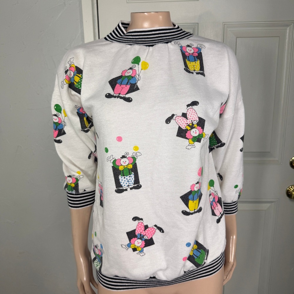 Vintage 80s 90s Knitwaves Sweatshirt Small Clown Shirt Novelty Half sleeve GG15